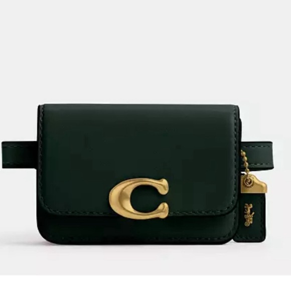 Coach Handbags - Coach Amazon Green Bandit Card Case Belt Bag NWT